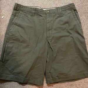 Green columbia shorts